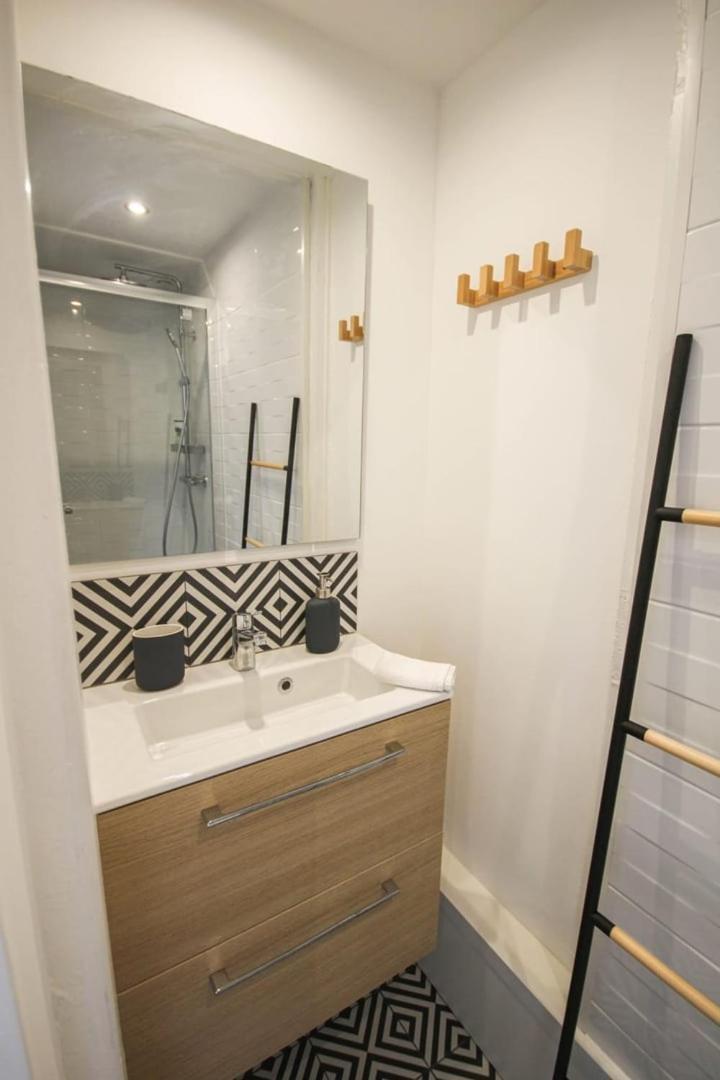 Fully-Equipped Apartment In City Center + Parking Lille Dış mekan fotoğraf